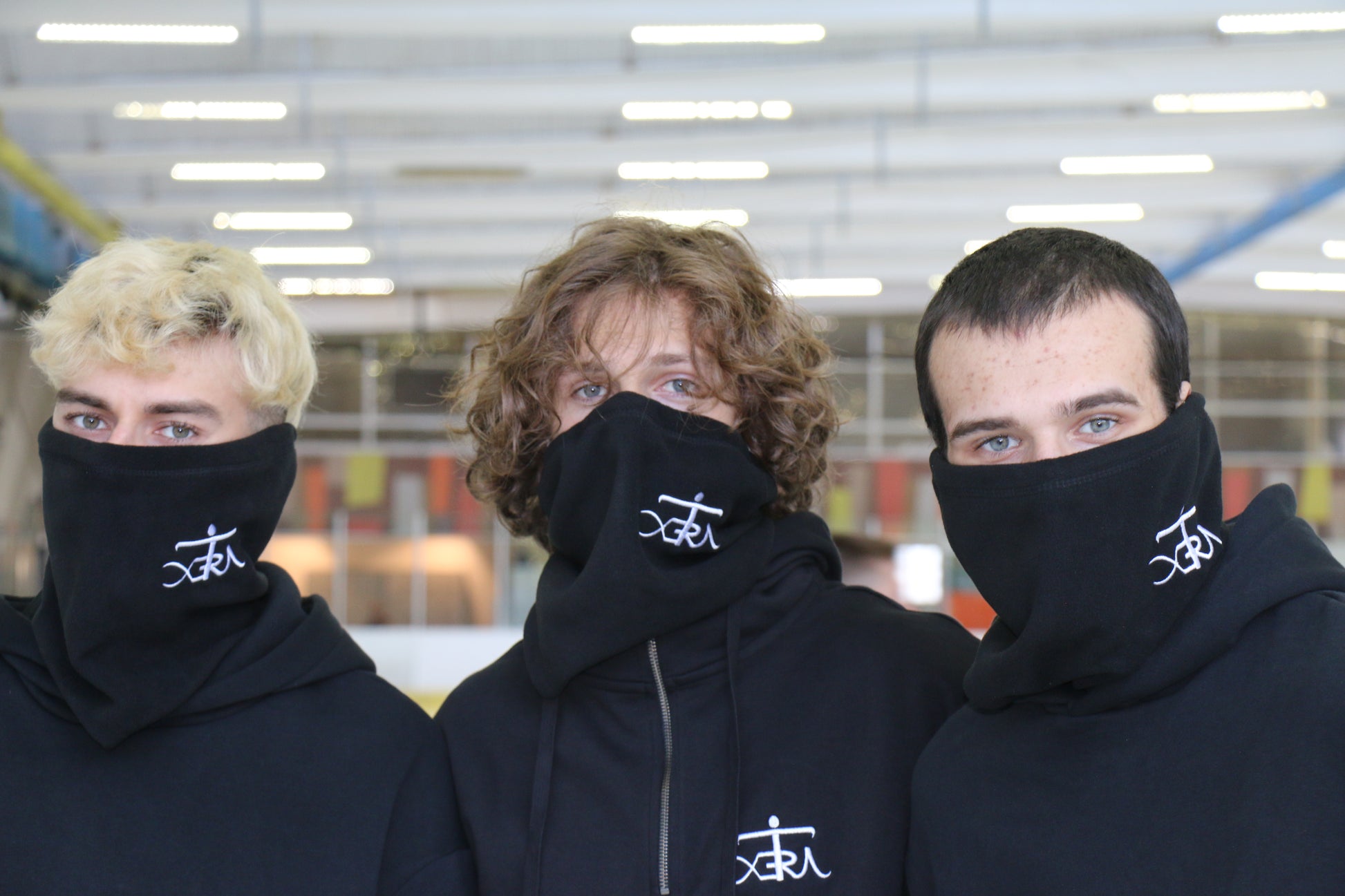 TremiX Tim mit der neuen Kollektion mit der Maske