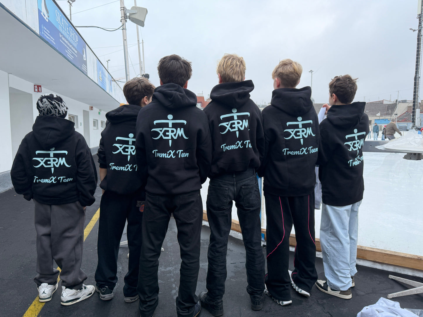 TremiX_Teen Original Oversized-Unisex-Hoodie